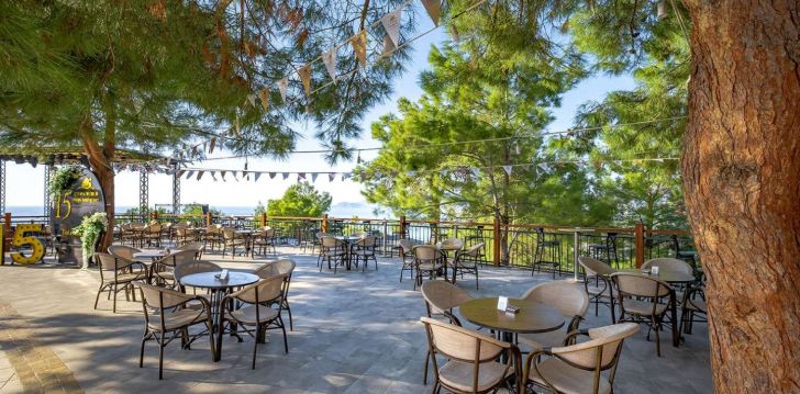 patogus viešbutis jūsų kelionei – 5* UTOPIA WORLD HOTEL