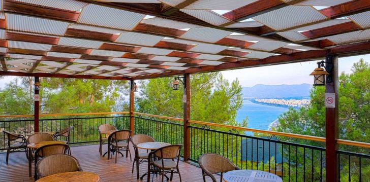 tavo atostogos prasideda viešbutyje UTOPIA WORLD HOTEL