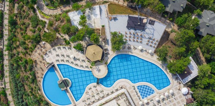 apgyvendinimas 5* UTOPIA WORLD HOTEL