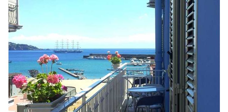 atostogos Italija – apsistokite viešbutyje VILLA NEFELE