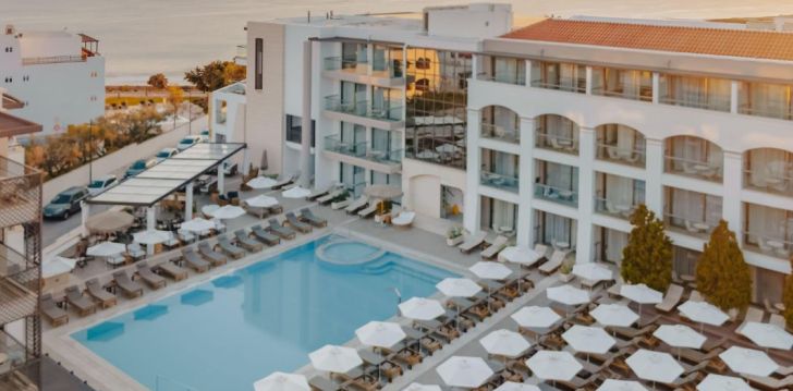 Apsistokite ALBATROS SPA & RESORT HOTEL viešbutyje už gerą kainą. 