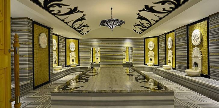 patogus viešbutis jūsų kelionei – 5* AZURA DELUXE RESORT