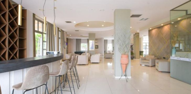 Viešbutis GOUVES BAY HOTEL įsikūręs Graikija. 