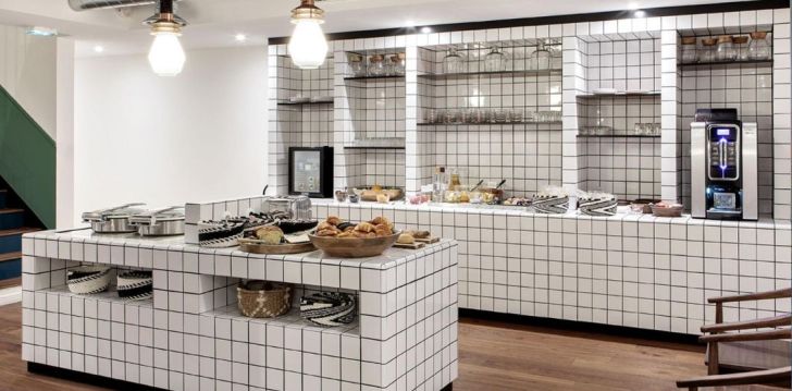 NEW HOTEL LE VOLTAIRE - klientų vertinamas, kaip geras kainos ir kokybės santykis. 