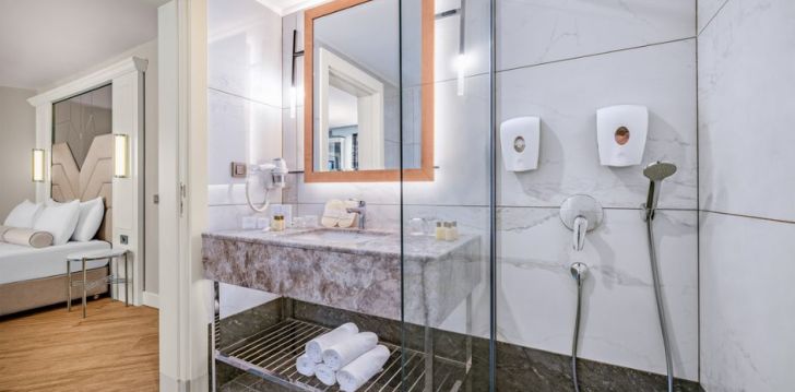 planuoji kelionę į Turkija? apsistokite 5 viešbutyje RAI PREMIUM TEKIROVA (ex. QUEENS PARK RAI PREMIUM TEKIROVA). 