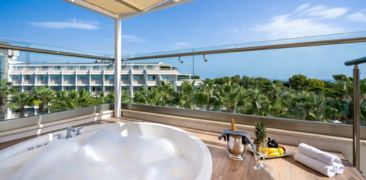 patogus viešbutis jūsų kelionei – 5* RAI PREMIUM TEKIROVA (ex. QUEENS PARK RAI PREMIUM TEKIROVA)