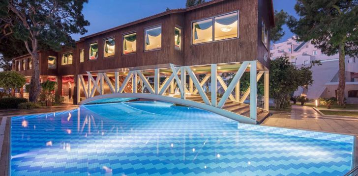 rinkitės viešbutį RIXOS SUNGATE kelionei į Turkija