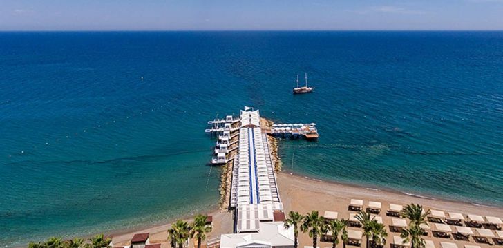 apsistokite RIXOS SUNGATE viešbutyje už gerą kainą. 