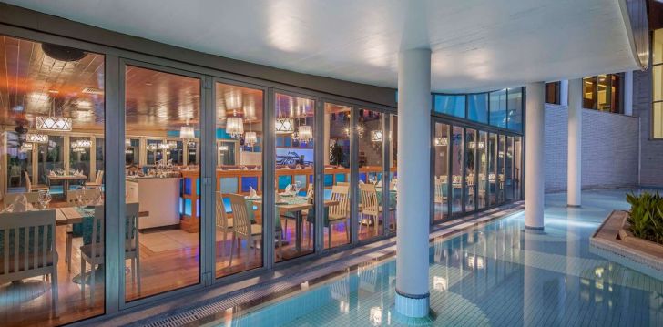 planuoji kelionę į Turkija? apsistokite 5 viešbutyje RIXOS SUNGATE.
