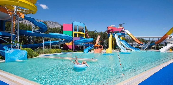 viešbutis RIXOS SUNGATE įsikūręs Turkija.