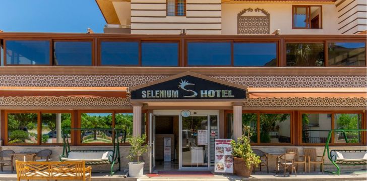 apsistokite SELENIUM HOTEL viešbutyje už gerą kainą. 