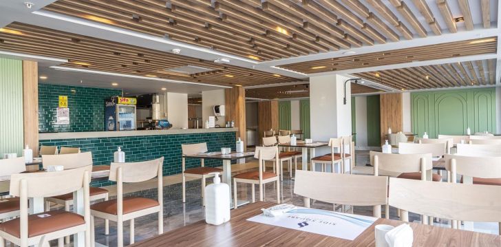 nepraleisk progos pailsėti už gerą kainą - viešbutyje SIDE SQUARE HOTEL (ADULTS ONLY 16+)