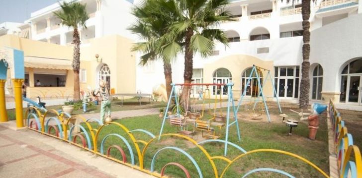 apsistokite LIBERTY RESORT viešbutyje už gerą kainą.