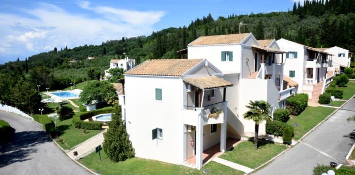 nepraleisk progos pailsėti už gerą kainą - viešbutyje REBECCA'S VILLAGE
