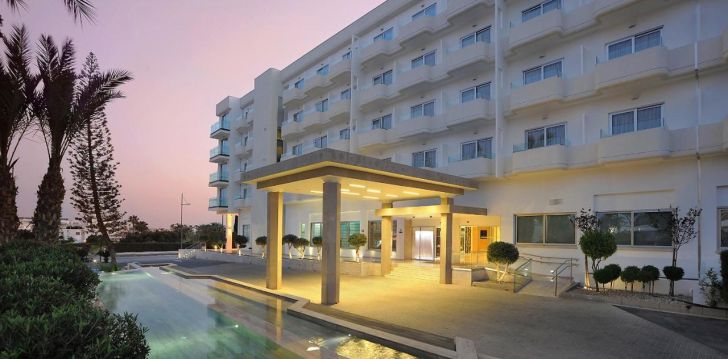 Įspūdingos atostogos Kipre 4* viešbutyje NESTOR! 1