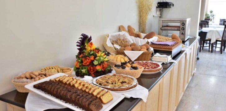 Viešbutis MARATHON įsikūręs Graikija. 