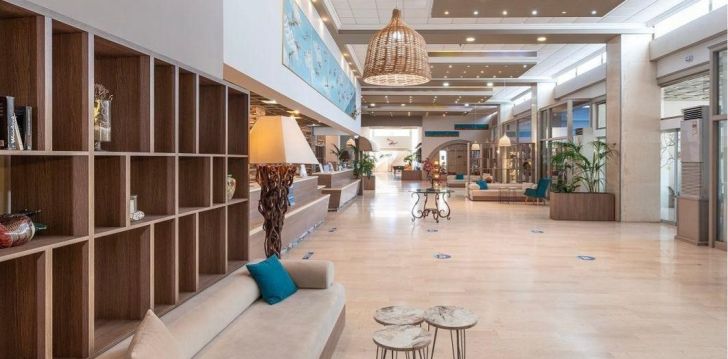 planuoji kelionę į Graikija? apsistokite 4 viešbutyje IRENE PALACE BEACH RESORT.