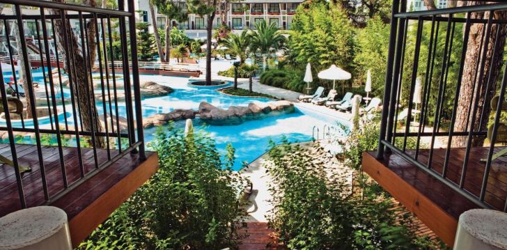 PALOMA SENCIA (ex. CORNELIA DELUXE RESORT) - klientų vertinamas, kaip geras kainos ir kokybės santykis.