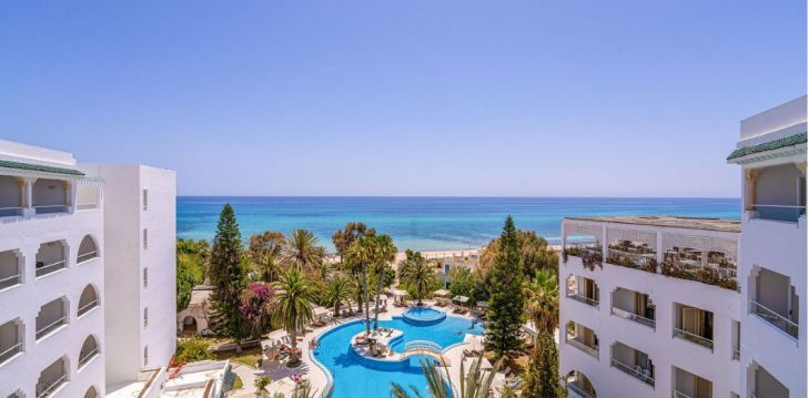 Apsistokite CLUB NOVOSTAR SOL AZUR BEACH CONGRESS viešbutyje už gerą kainą. 