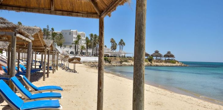 Apsistokite CLUB NOVOSTAR SOL AZUR BEACH CONGRESS viešbutyje už gerą kainą.