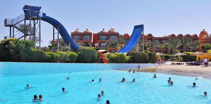 viešbutis TITANIC BEACH SPA & AQUA PARK įsikūręs Egiptas.
