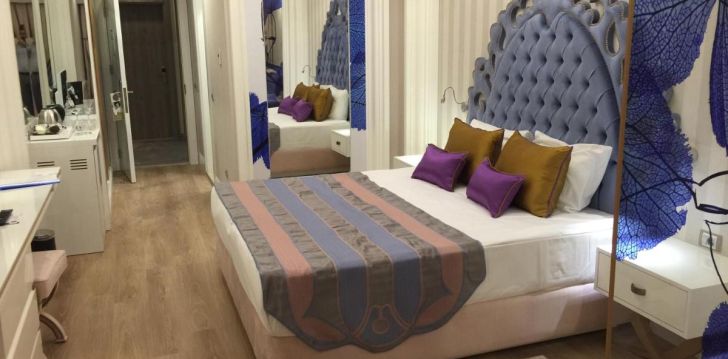 apsistokite DELPHIN BE GRAND RESORT viešbutyje už gerą kainą.