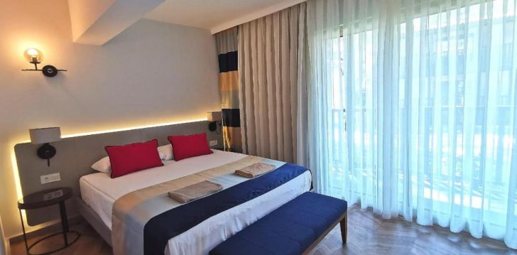 tavo atostogos prasideda viešbutyje CRYSTAL FLORA BEACH RESORT