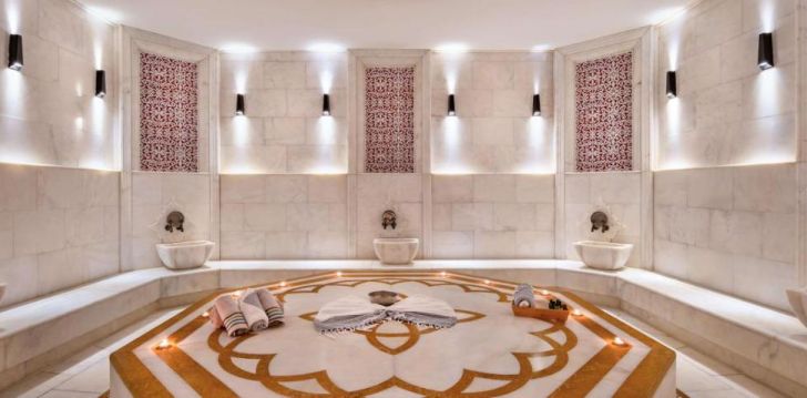RIXOS DOWNTOWN ANTALYA - klientų vertinamas, kaip geras kainos ir kokybės santykis. 