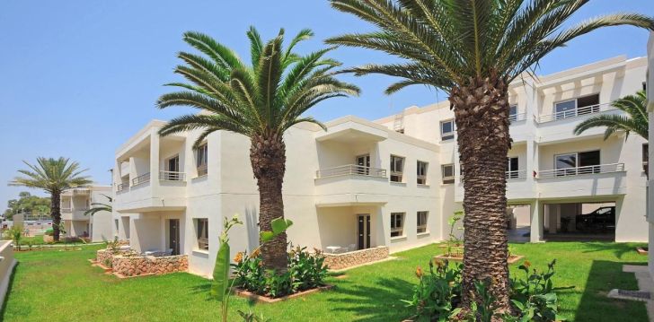 apsistokite EURONAPA HOTEL APARTMENTS viešbutyje už gerą kainą. 