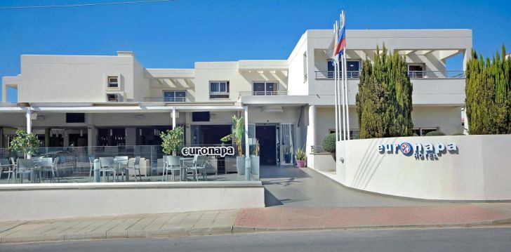 planuoji kelionę į Kipras? apsistokite 3 viešbutyje EURONAPA HOTEL APARTMENTS.