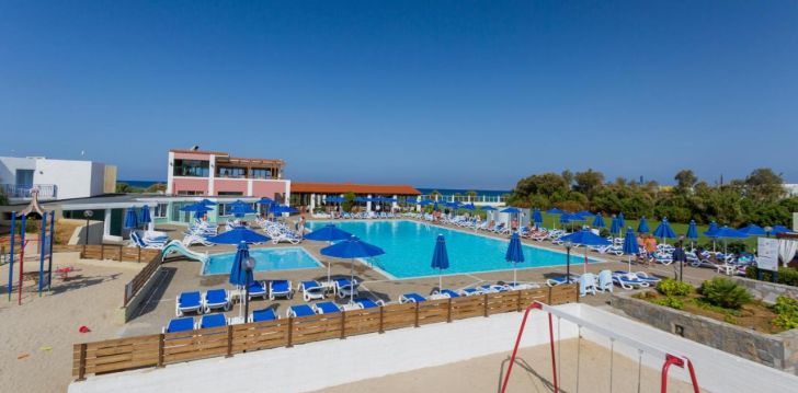 Tavęs laukia poilsis Graikija įsikūrusiame DESSOLE DOLPHIN BAY
