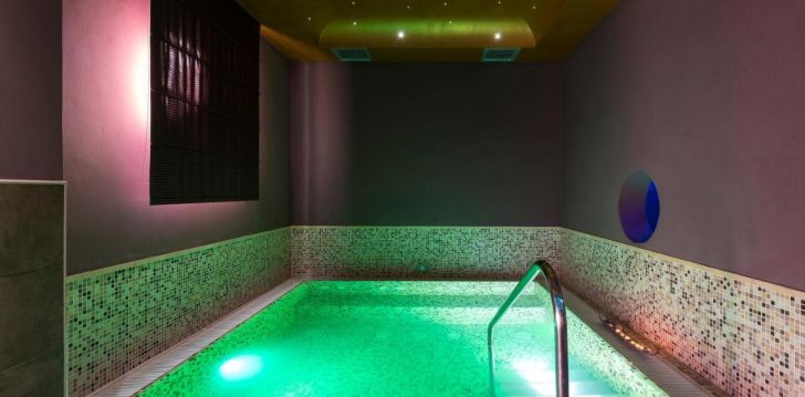 Tavo atostogos prasideda viešbutyje SOVRANA HOTEL & SPA