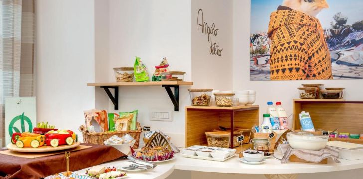 Viešbutis SOVRANA HOTEL & SPA įsikūręs Italija.