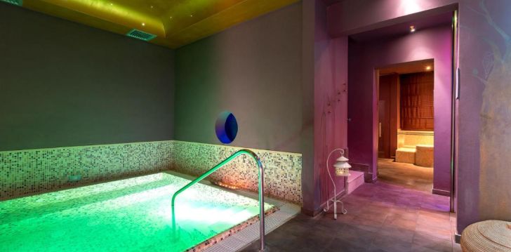 Apgyvendinimas 4* SOVRANA HOTEL & SPA