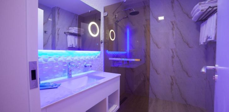 Viešbutis FAFA AQUA BLUE įsikūręs Albanija. 