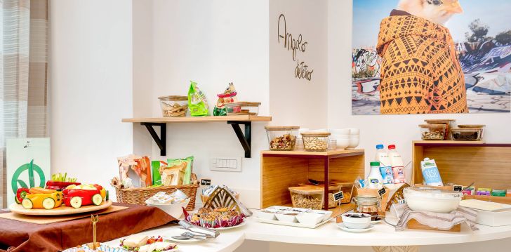 Viešbutis SOVRANA HOTEL & SPA įsikūręs Italija.