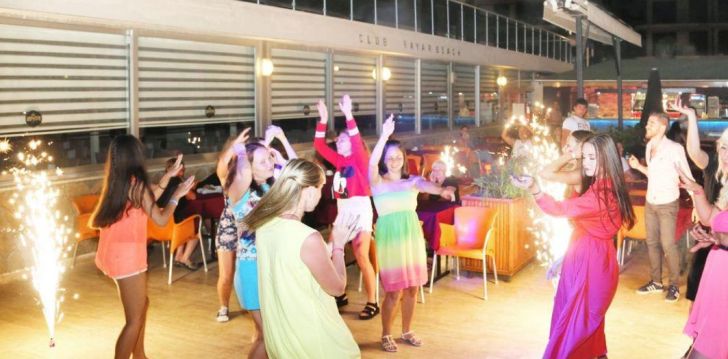 Viešbutis CLUB BAYAR BEACH įsikūręs Turkija.