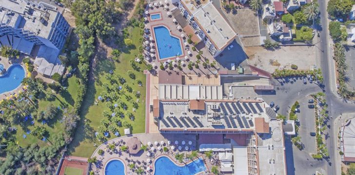 apsistokite TSOKKOS GARDENS viešbutyje už gerą kainą. 