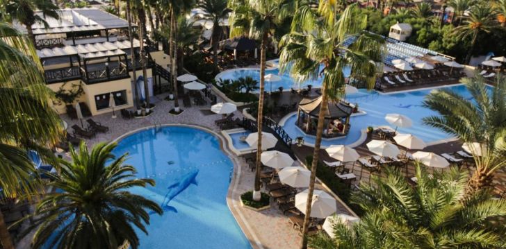 apsistokite PARADIS PALACE viešbutyje už gerą kainą.