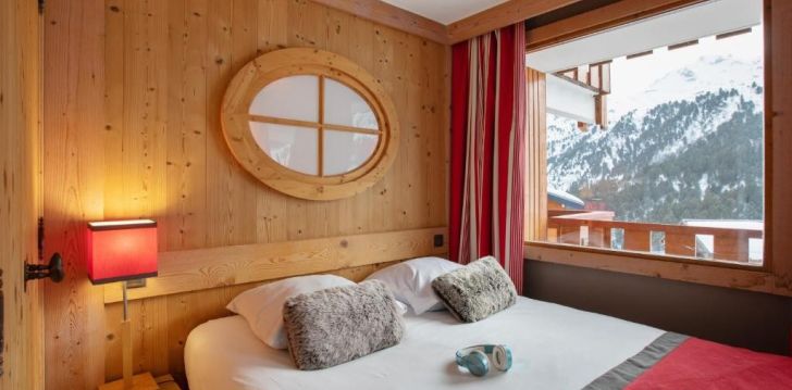 viešbutis PREMIUM RESIDENCE LES CRETS įsikūręs Prancūzija.