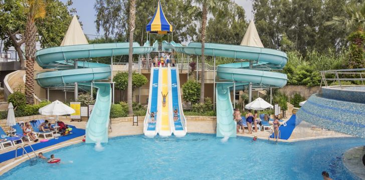 apsistokite SAPHIR HOTEL viešbutyje už gerą kainą.