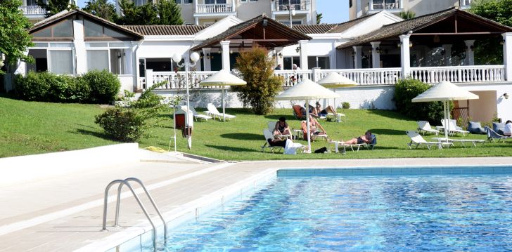 rinkitės viešbutį REBECCA'S VILLAGE kelionei į Graikija
