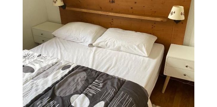 Apsistokite LA CRETE DU BERGER viešbutyje už gerą kainą.
