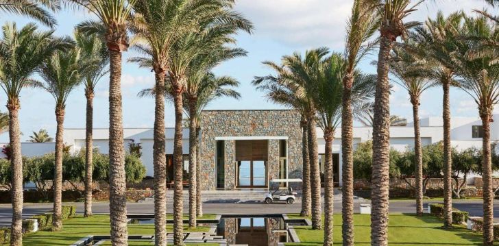 planuoji kelionę į Graikija? apsistokite 5 viešbutyje GRECOTEL AMIRANDES BOUTIQUE RESORT.