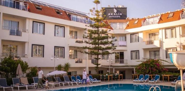 apsistokite AKALIA SUITE HOTEL & SPA viešbutyje už gerą kainą. 