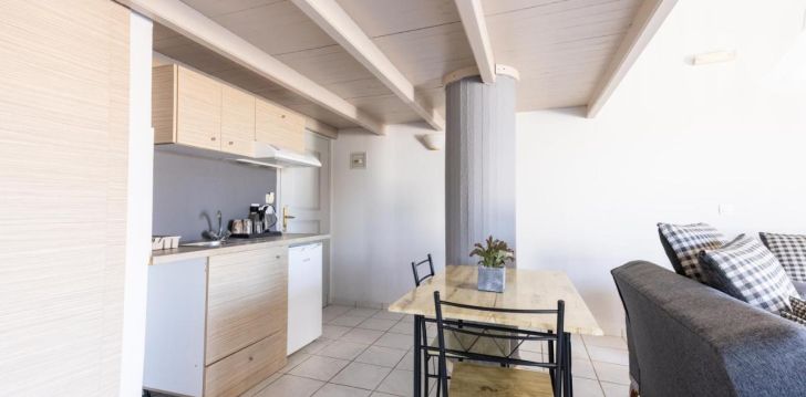 Rinkitės viešbutį BANANA MOON BOUTIQUE kelionei į Graikija