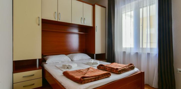 Viešbutis SRZENTIC APARTMENTS įsikūręs Juodkalnija.