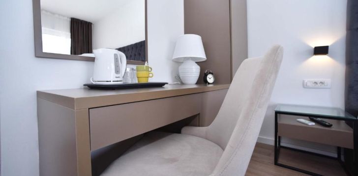 Planuoji kelionę į Juodkalnija? apsistokite 3 viešbutyje ADROVIC APARTAMENTS.