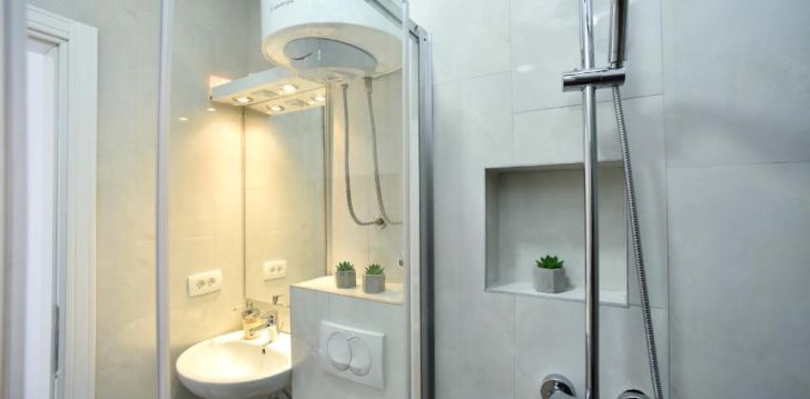 Geras kainos ir kokybės santykis atostogoms - viešbutis ADROVIC APARTAMENTS