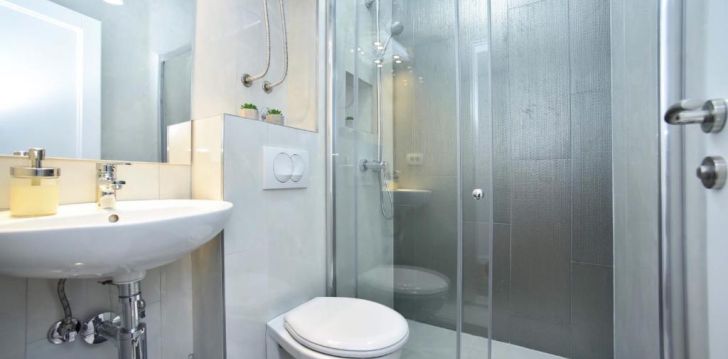 Viešbutis ADROVIC APARTAMENTS įsikūręs Juodkalnija.